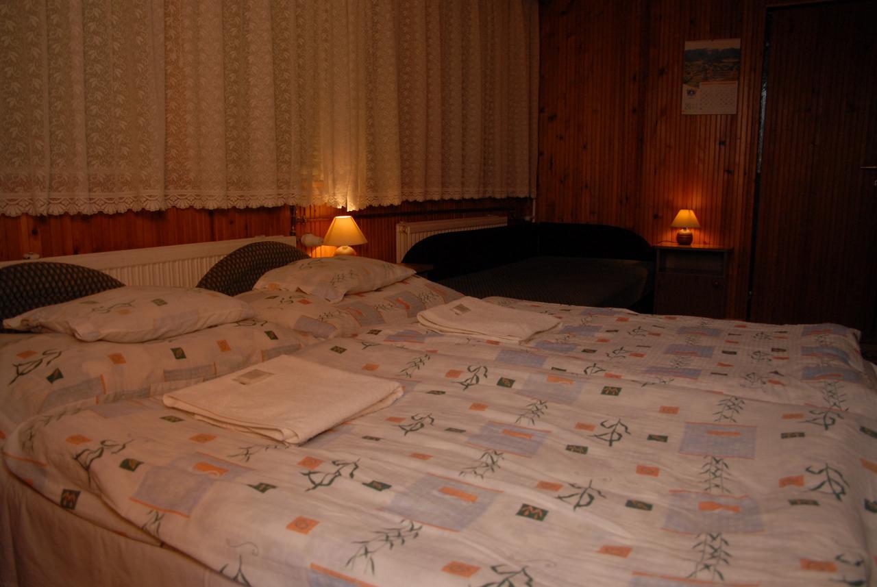 Belko Panzio Bed and Breakfast Belapatfalva Δωμάτιο φωτογραφία